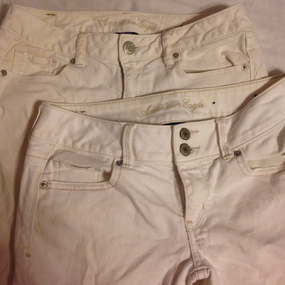 2 pairs of American Eagle white jeans