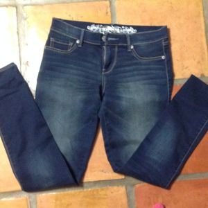 🎈🎈Blue jeans/jegging express denim