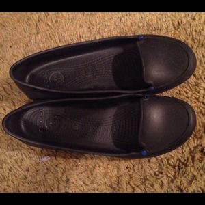 Black Crocs for @jennsanchez