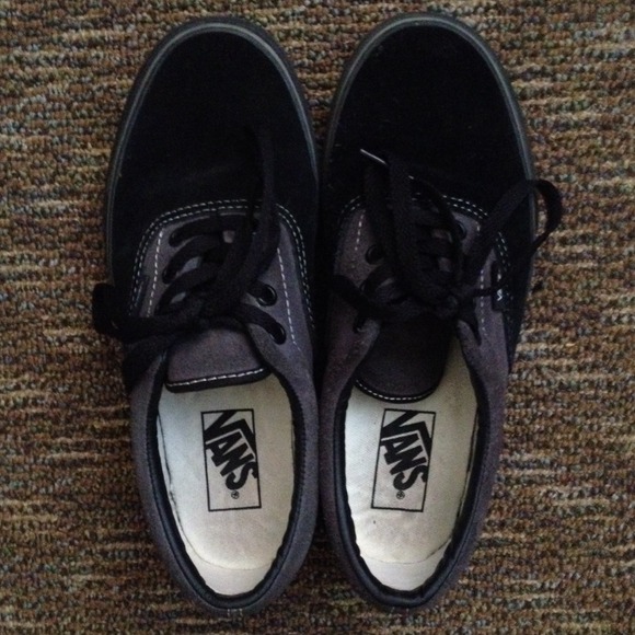 Black & Grey VANS