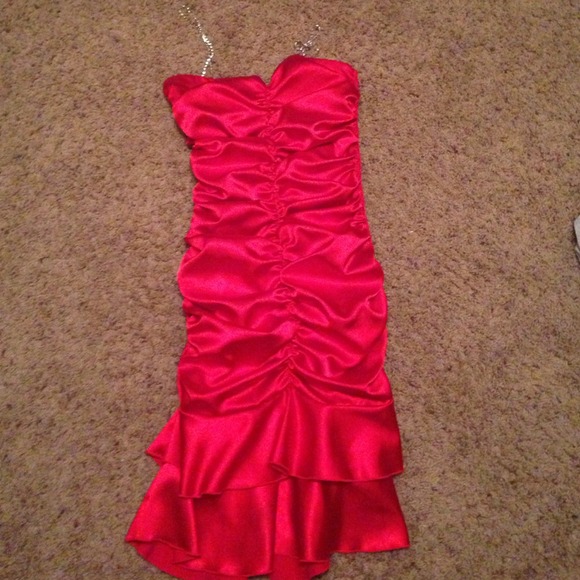 Red Jessica McClintock Formal Dress BARELY WORN - Picture 2 of 4