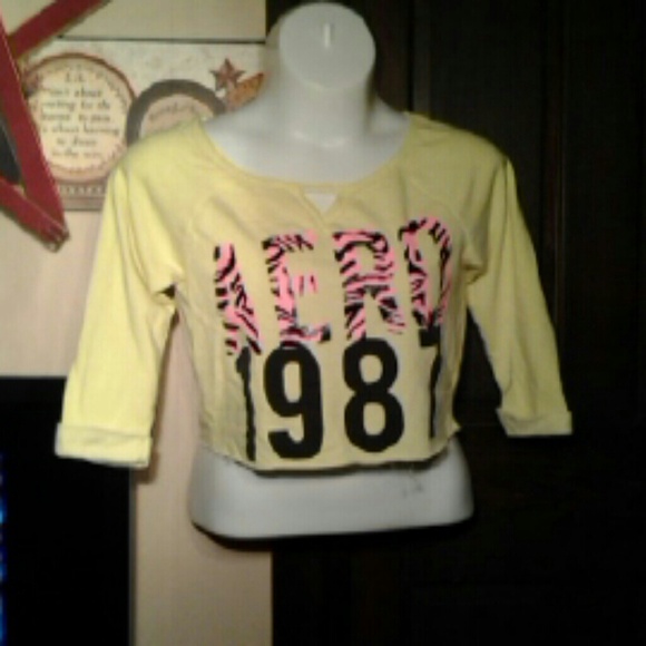 AERO neon yellow midlength sweatshirt