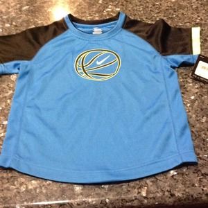 Brand New nike top for toddler