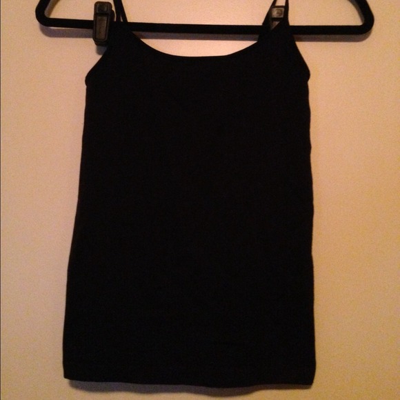 Plain Black Seamless Cami