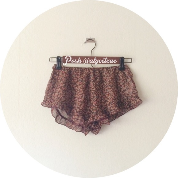 Brandy Melville Pants - Brandy Melville Floral Vodi Shorts