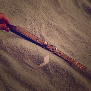 Gold glitter belt.