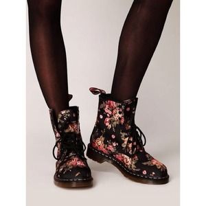 🌀105🌀 Dr Martens Floral 1460s