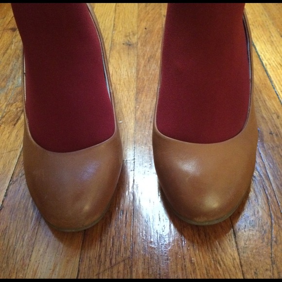 Tan Leather Pumps