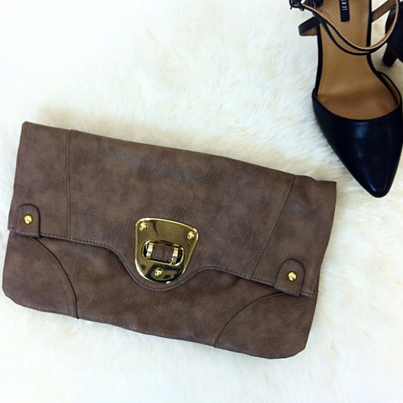 Clutches & Wallets - Oversized Clutch