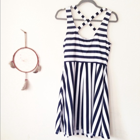 SOLD! Navy Blue & White Dress - Picture 2 of 3