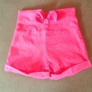 Stretchy high waisted shorts