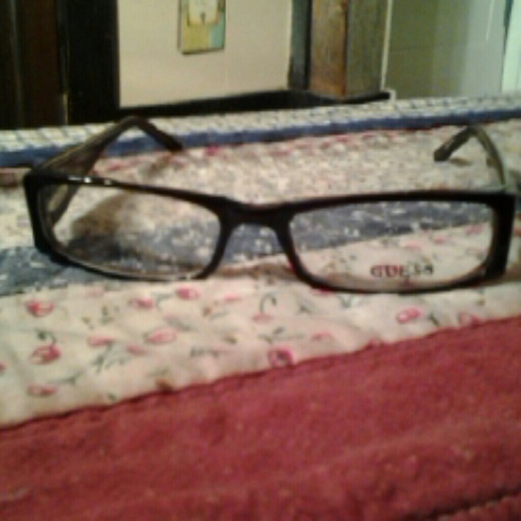 Guess turquoise perscription eyeglasses&case