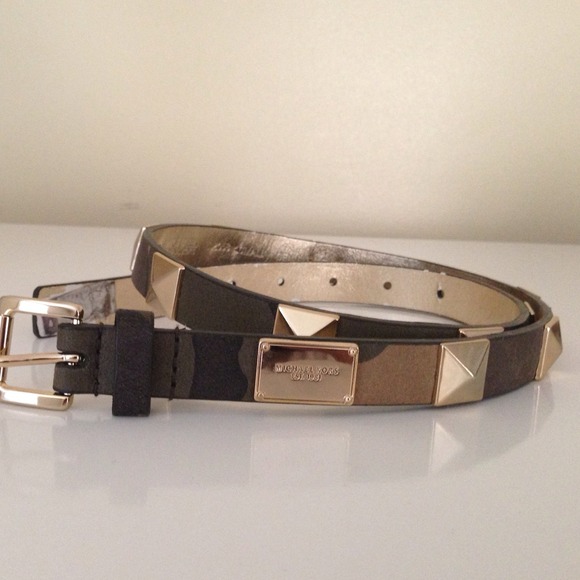 Camo Michael Kors belt