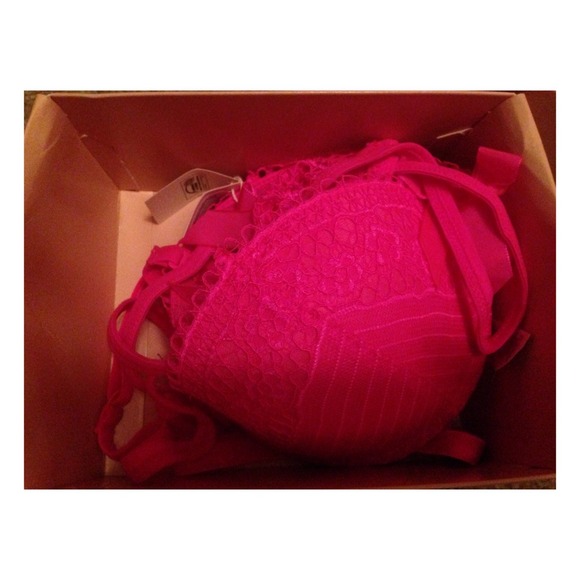 Golden point lingerie set in fuchsia pink - Picture 1 of 3