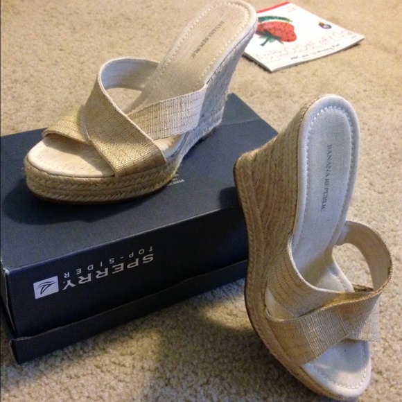Banana Republic Wedges - Picture 2 of 2