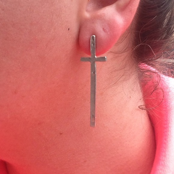 Cross Earrings❌SOLD❌ - Picture 3 of 4