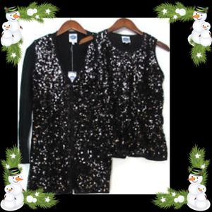 DG2  Diane Gilman ((Cardigan just lowered))🎄 🎁