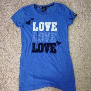 Love pink tee