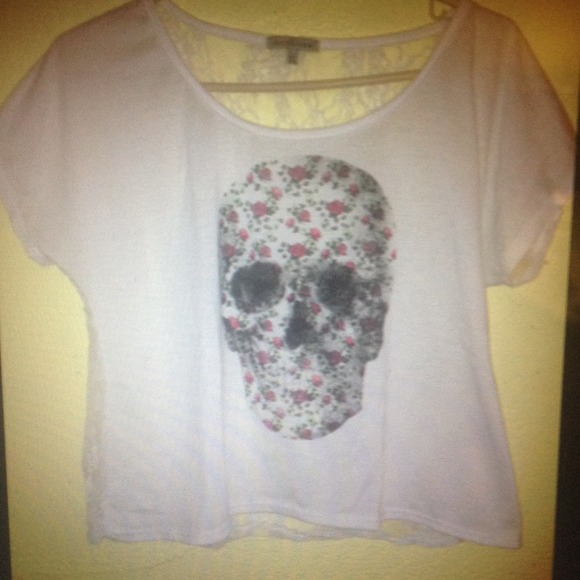 Charlotte Russe Lace Back Floral Skull Tee
