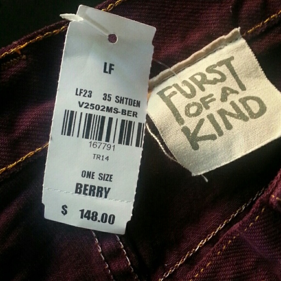 Berry tinted high waisted shorts - Picture 3 of 5