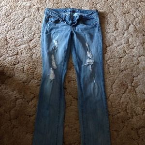 American eagle ripped jeans