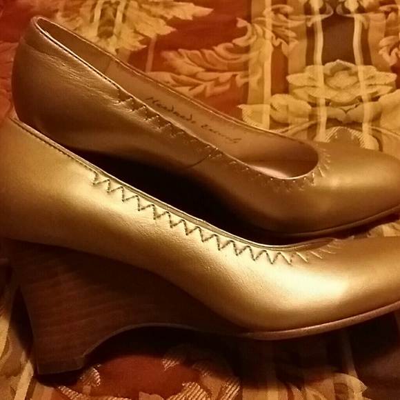 SOLD - Picture 3 of 3