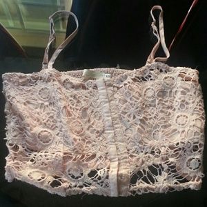 Baby pink lace mini corset w hooks!