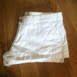 White Aeropostale shorts
