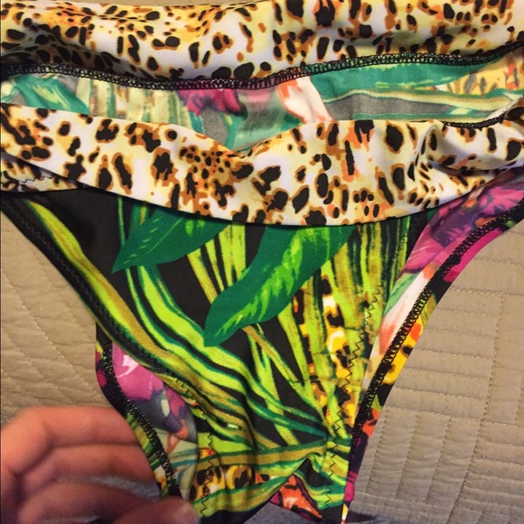 NEW! Swim suit! - Picture 3 of 4