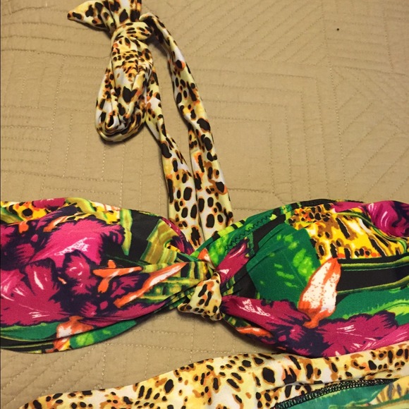 NEW! Swim suit! - Picture 4 of 4