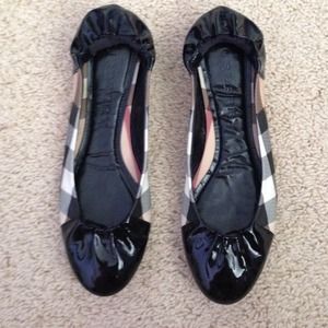 Authentic burberry flats