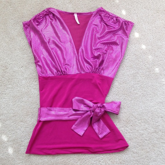 NWOT! Glam Fuschia Wrap Top