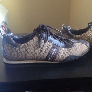 🔴BUNDLED🔴Coach shoes!