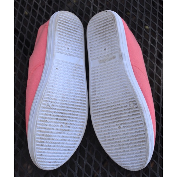 ✋SOLD IN BUNDLE✋🎉HOST PICK🎉 F21 Pink Sneakers - Picture 4 of 4