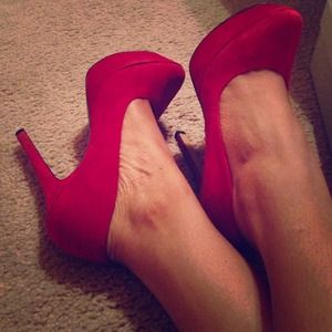 Jessica Simpson Kid-suede Pump