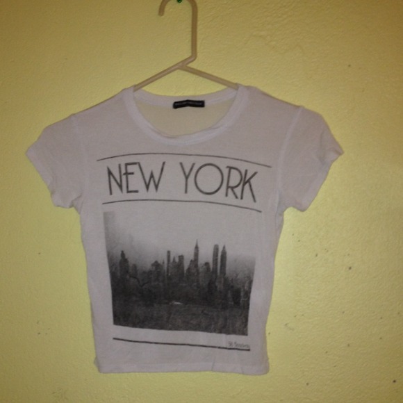 Crop New York top