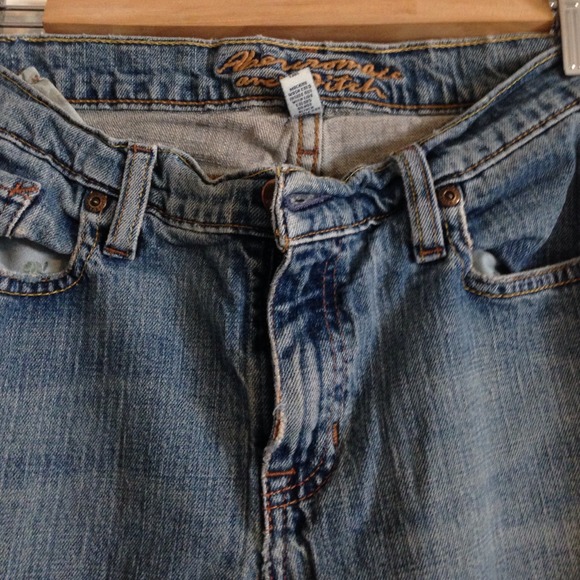 🔴Bundled🔴 A&F Jeans 10L *PATCHED+RIP* - Picture 4 of 4