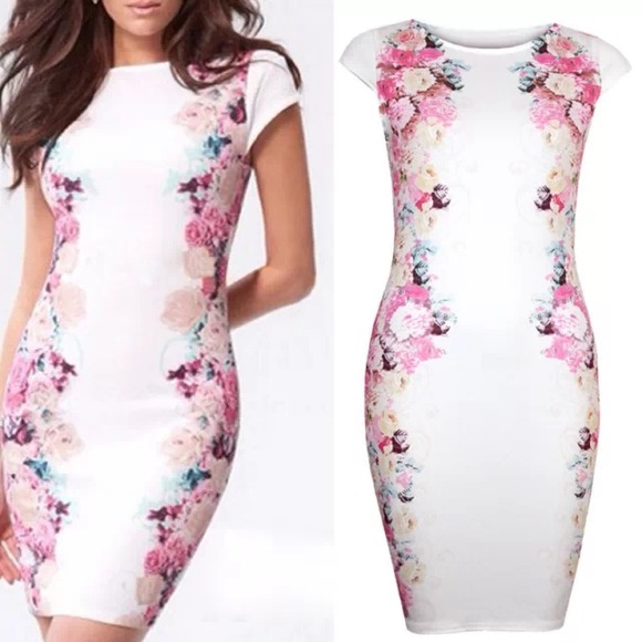 Dresses & Skirts - Floral beautiful dress :)