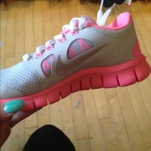 Nike free runs