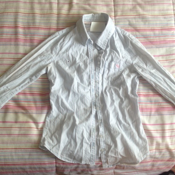 A pretty shirt I barley used