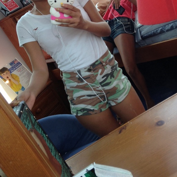 Camo high waisted shorts - Picture 1 of 1
