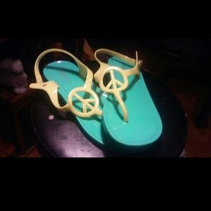 Neon Green Peace Sandels