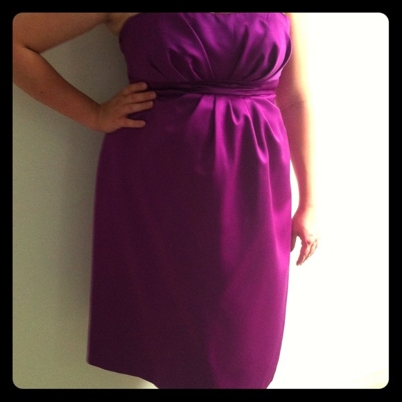 Tea-length Strapless Maternity Formal Dress