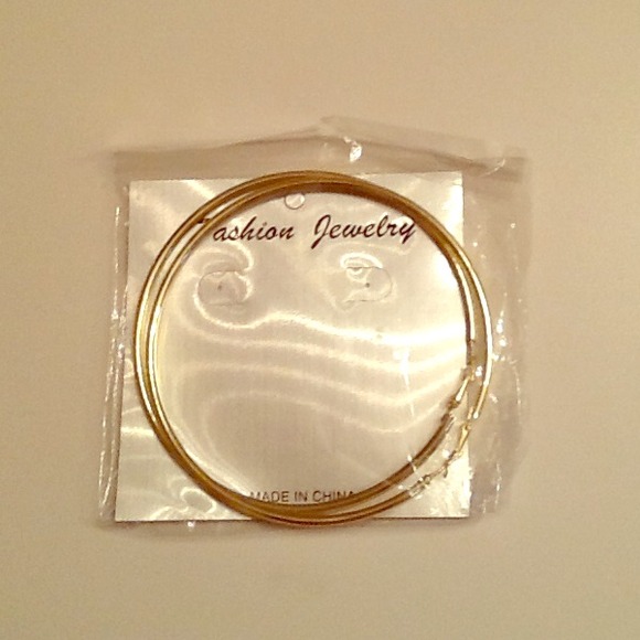 Brand New a Gold Hoop Earrings