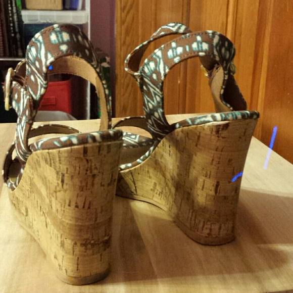 Shoes - Picture 3 of 3