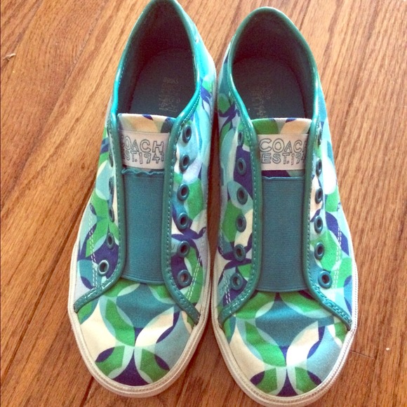 Coach shoes size 8