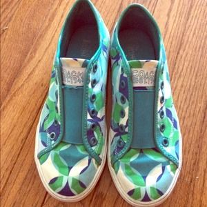 Coach shoes size 8