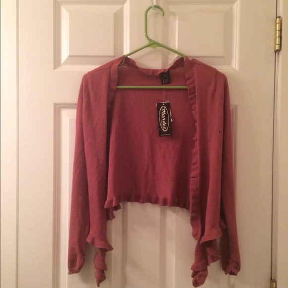 Salmon Ruffle Sweater. - Picture 2 of 3