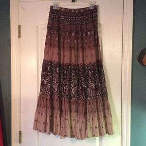 Broomstick skirt with beading