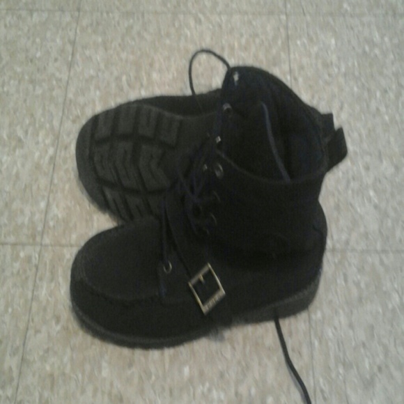 Navy blue suede boots